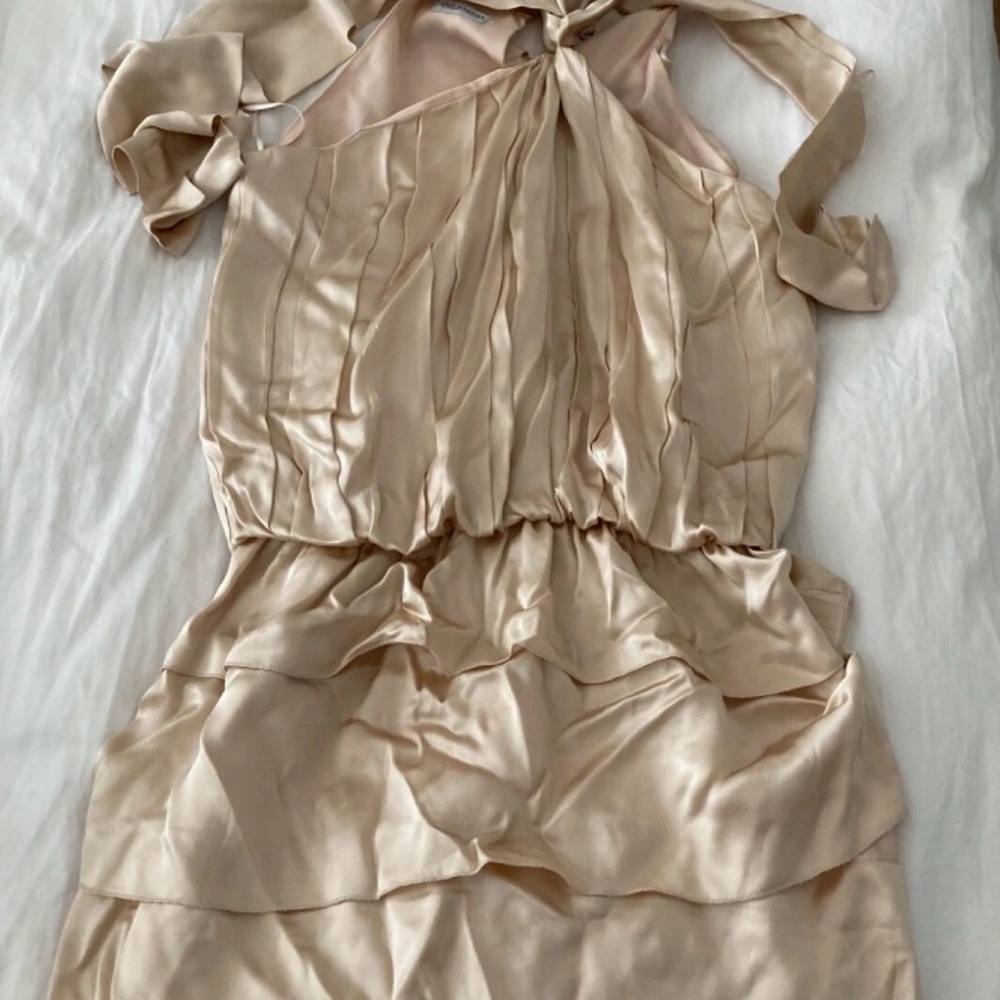 Philosophy de Alberta Ferretti Halter Cream Silk Dress, Sz 6